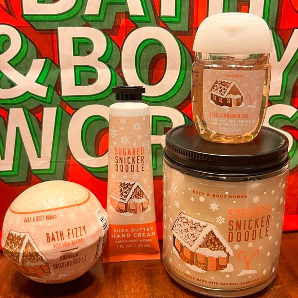 Bath & Body Works Other - Bath & Body Works Sugared Snickerdoodle Candle, Hand Cream & Gel, Bath Fizzy set